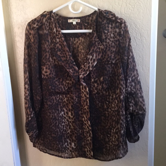 | Cheetah Print Blouse | - Picture 1 of 3